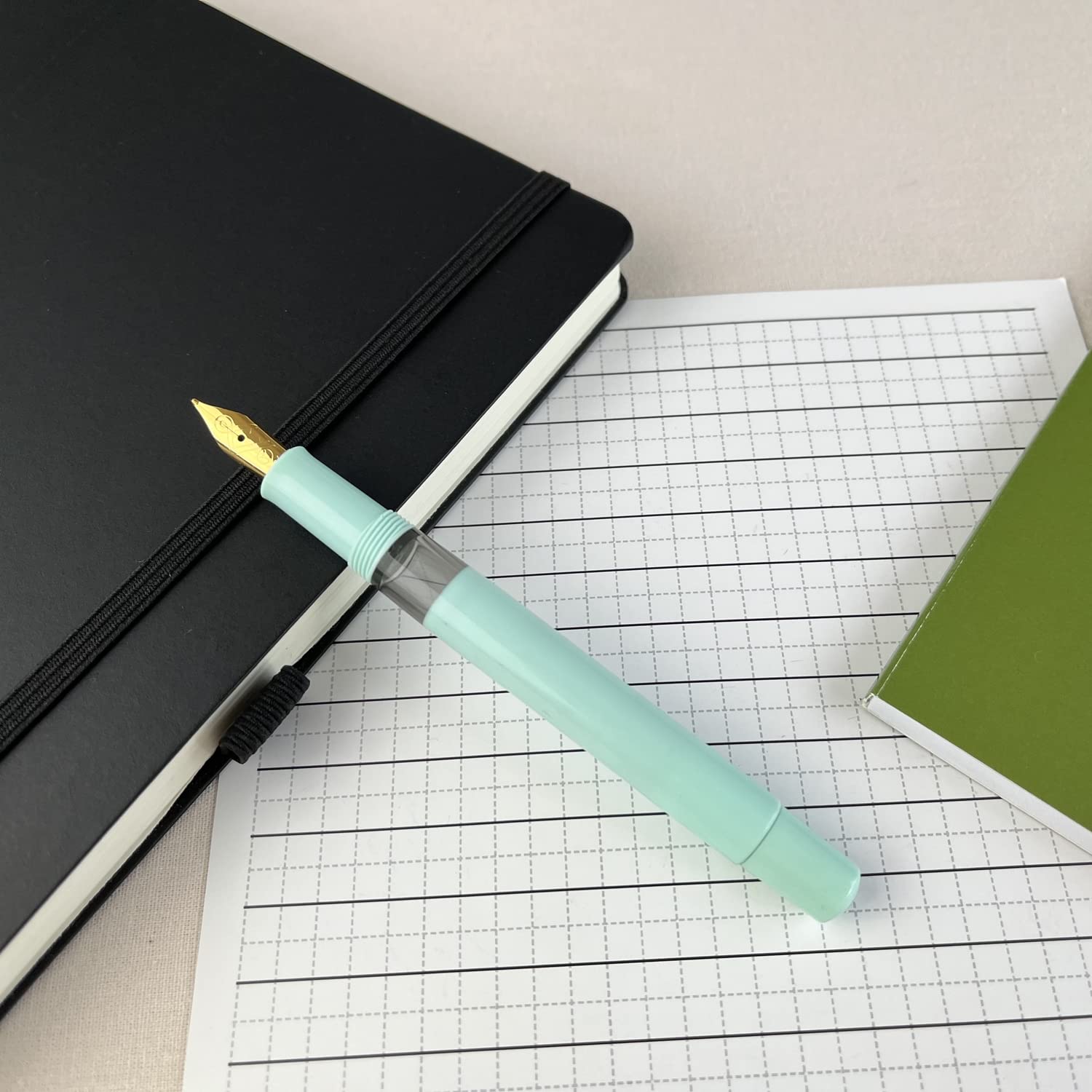 Scrikss | 419 Legendary | Fountain Ink Pen | Medium Nib | Gold Plated | Glossy Mint Barrel