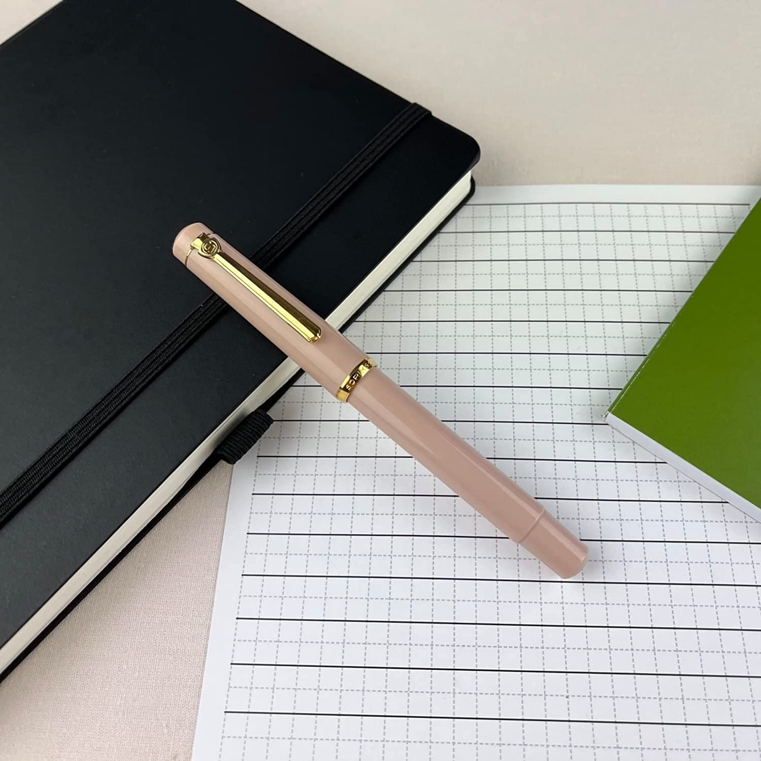 Scrikss | 419 Legendary | Fountain Ink Pen | Medium Nib | Gold Plated | Glossy Cream Barrel - penpencilink