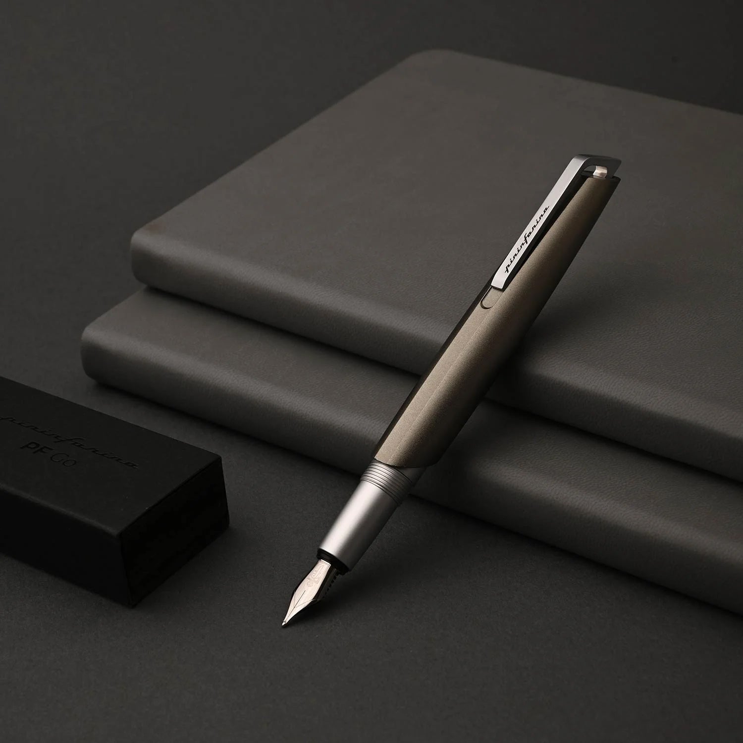 Pininfarina | Pf Go | Fountain pen | Titanio | Fine