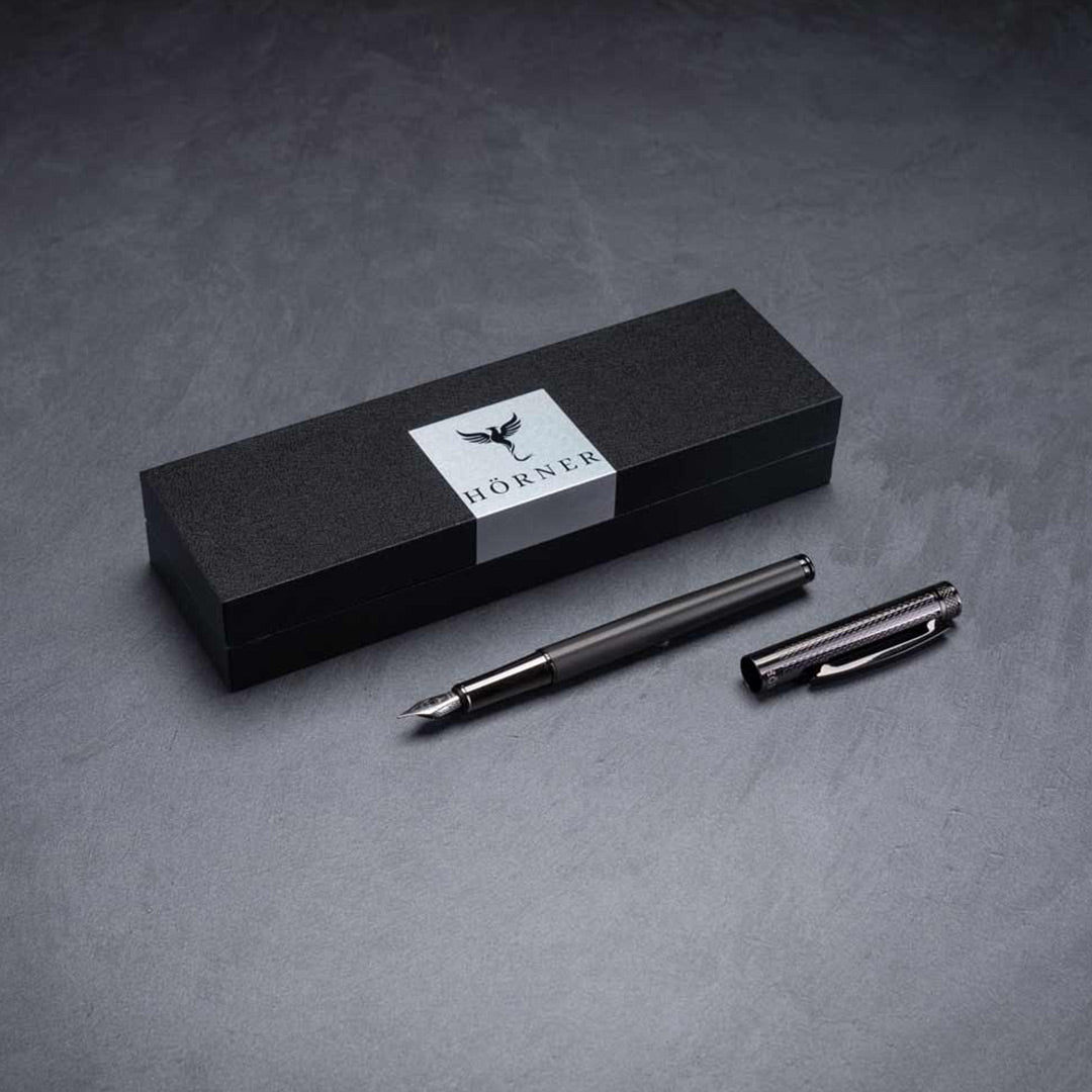 Horner | Fortress | Fountain Pen | Gunmetal - penpencilink