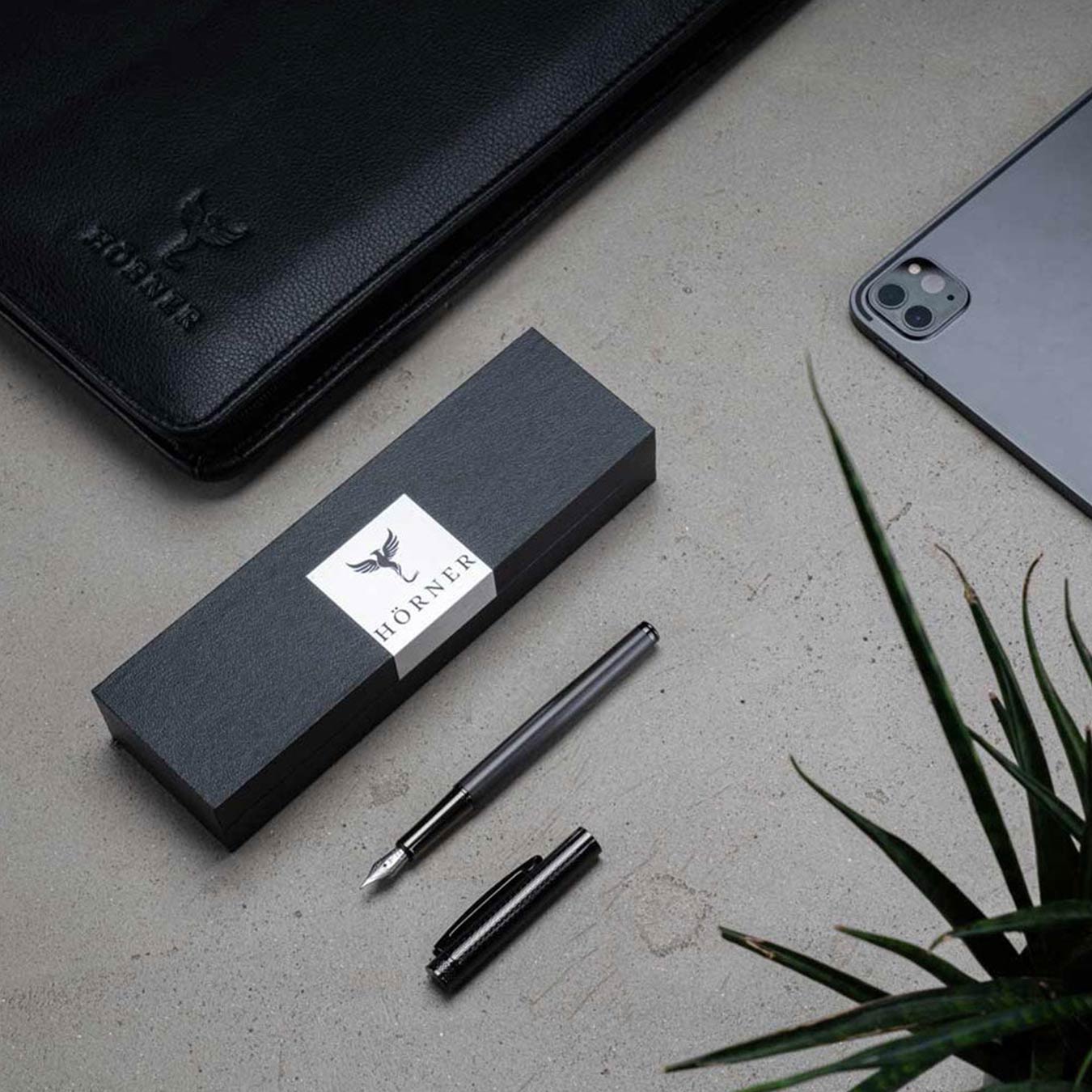 Horner | Fortress | Fountain Pen | Gunmetal