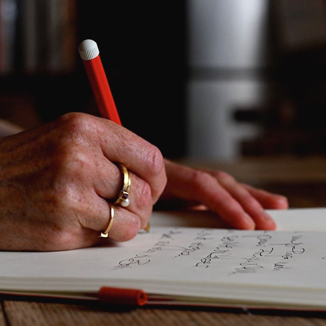 LEUCHTTURM1917 Gel Pen with Document Proof Black Ink | Drehgriffel No. 1 | Fox Red | Twist Mechanism - penpencilink