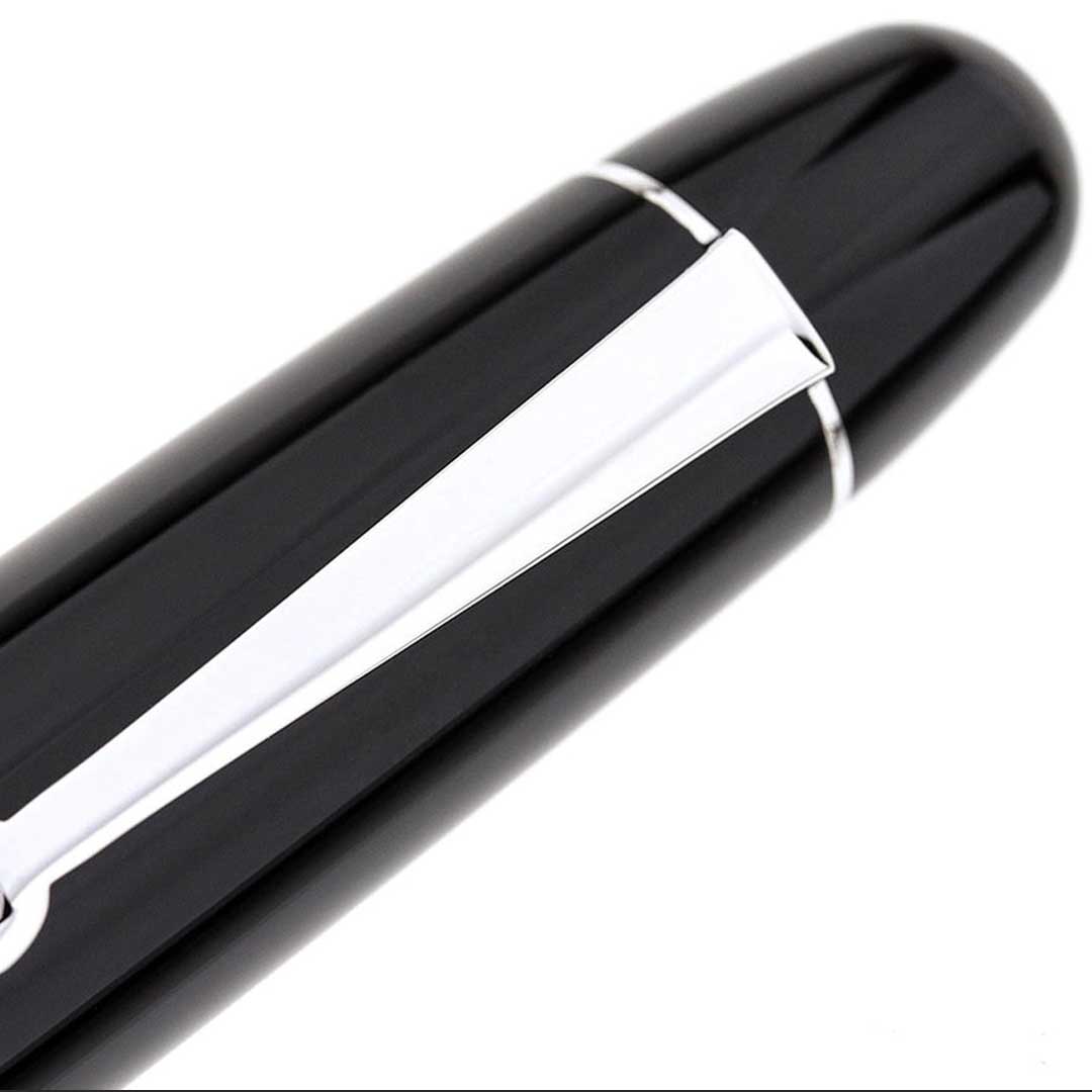 Penlux | Masterpiece Grande | Fountain Pen | Black Body | Piston Filling