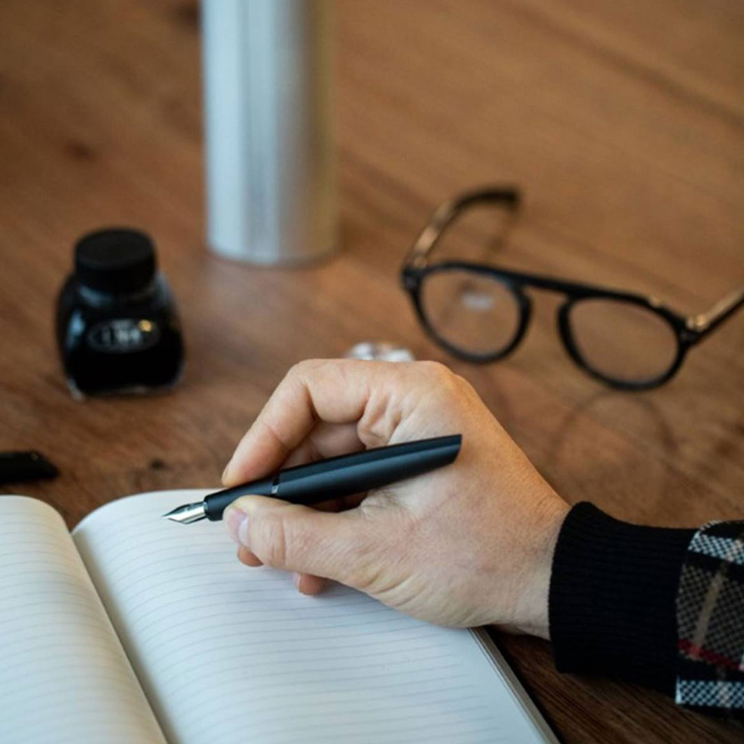 Pininfarina | Pf Two | Fountain Pen | Black | Bold