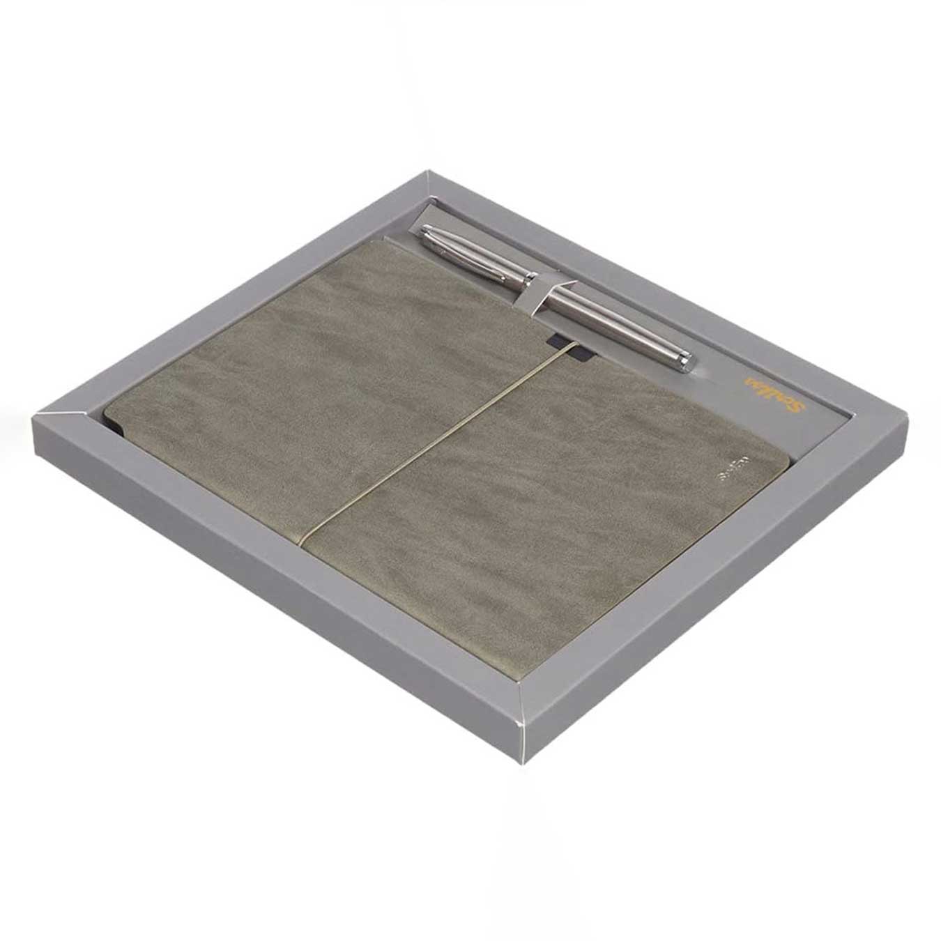 Scrikss | Verona Green A5 Notebook | 800M Rollerball | Chrome CT | Gift Set